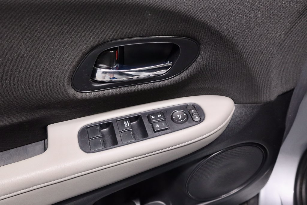 Used 2020 Honda HR-V LX image 22