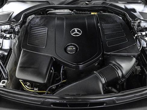 Certified 2024 Mercedes-Benz C 300 4MATIC Sedan image 25