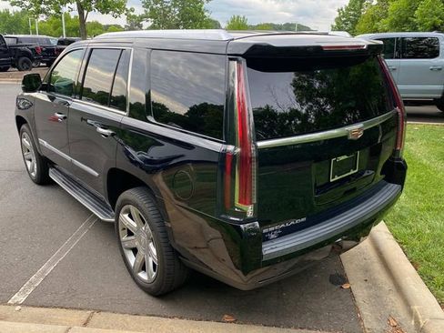 Used 2020 Cadillac Escalade Luxury RWD image 31