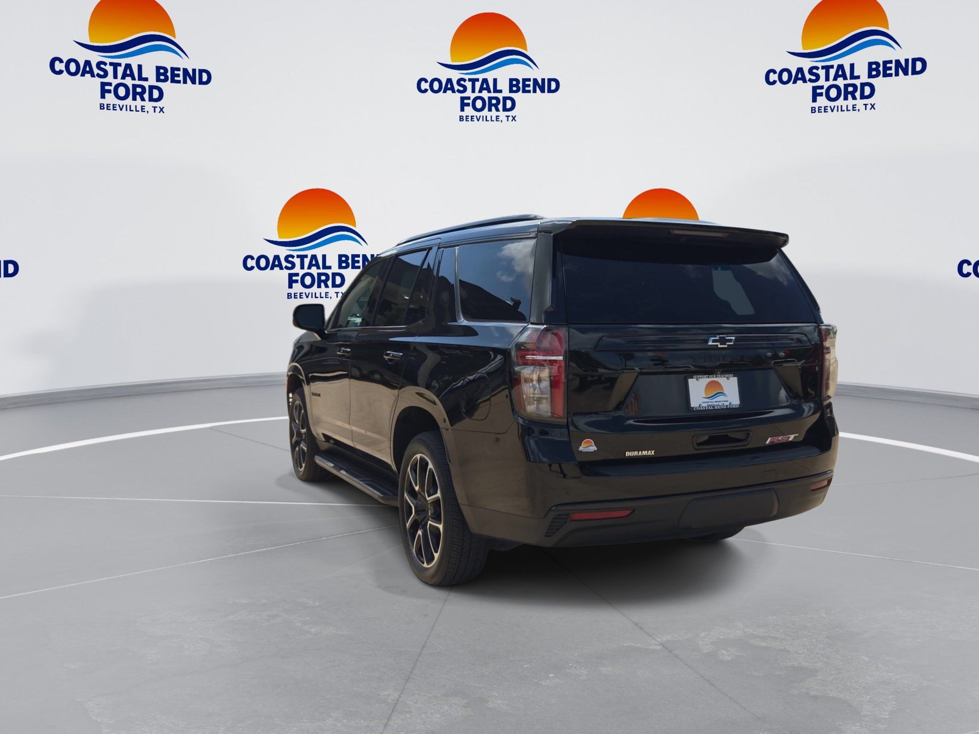 Used 2023 Chevrolet Tahoe RST w/ Luxury Package RWD image 7