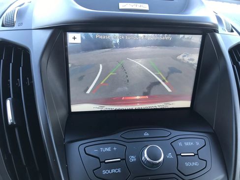 Used 2016 Ford Escape SE w/ Equipment Group 201A image 24