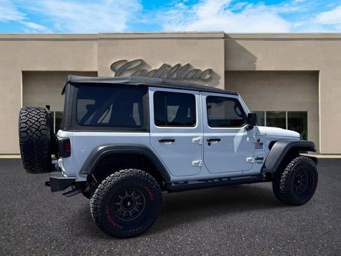Used 2021 Jeep Wrangler Unlimited Sport AWD/4WD image 3