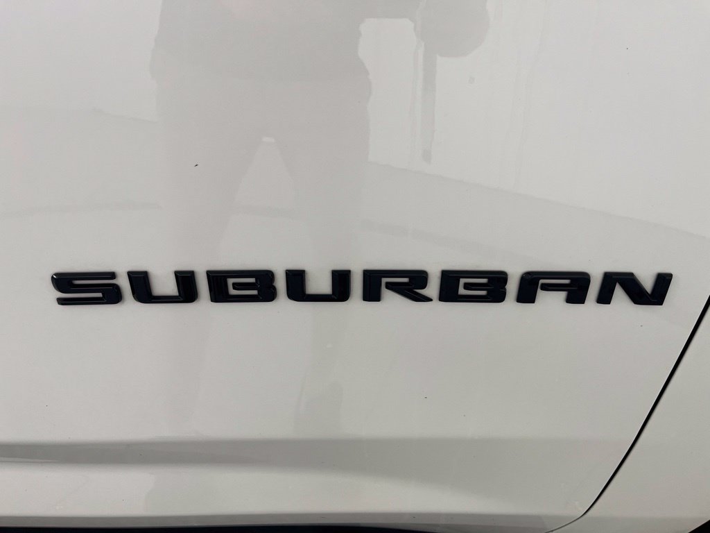 Used 2025 Chevrolet Suburban Z71 AWD/4WD image 51