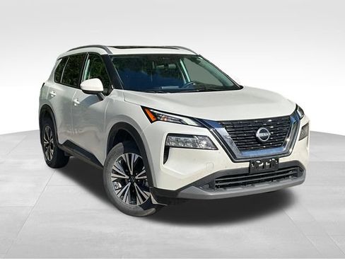Certified 2023 Nissan Rogue SV w/ SV Premium B Package AWD/4WD image 1