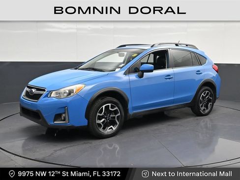 Used 2016 Subaru Crosstrek 2.0i Premium w/ Moonroof Package AWD/4WD image 1