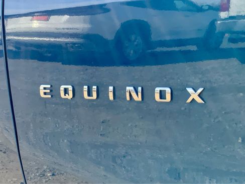 Used 2020 Chevrolet Equinox LT image 17