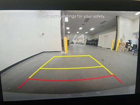 Used 2025 Hyundai Santa Fe SE image 26