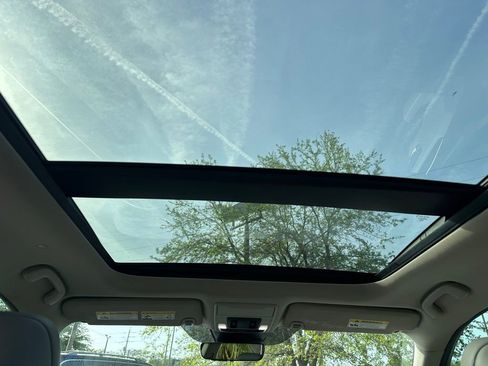 Used 2024 Honda Pilot Touring image 40