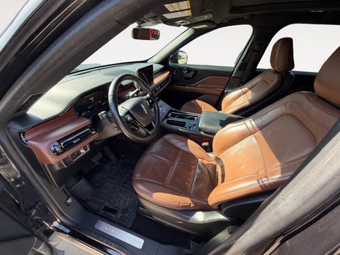 Used 2022 Lincoln Aviator Reserve w/ Elements Package Plus RWD image 16