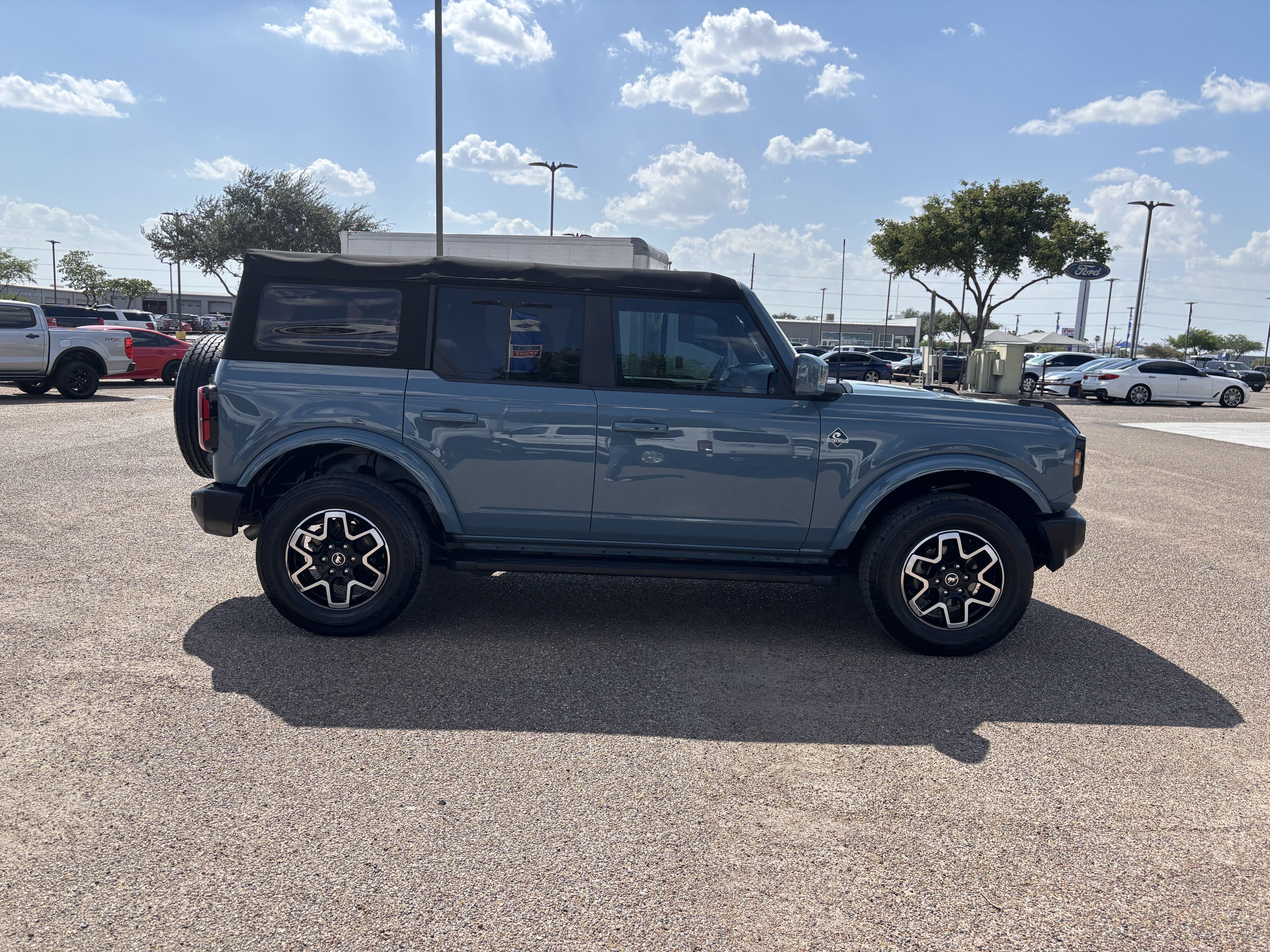 Certified 2022 Ford Bronco Outer Banks AWD/4WD image 4