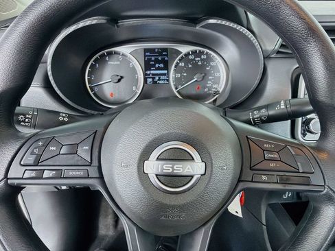 Used 2025 Nissan Versa S w/ Trunk Package FWD image 16