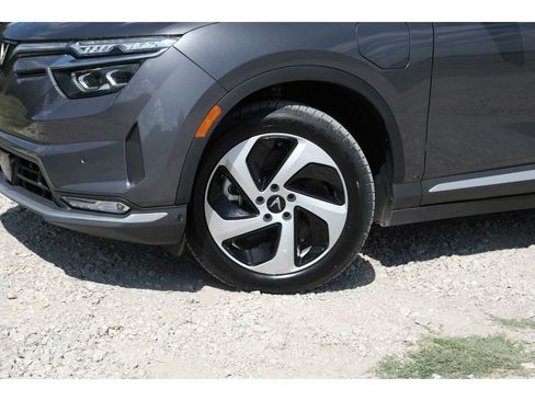 Used 2023 VinFast VF 8 Plus AWD/4WD image 9