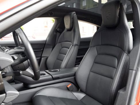 Certified 2025 Porsche Taycan RWD image 5