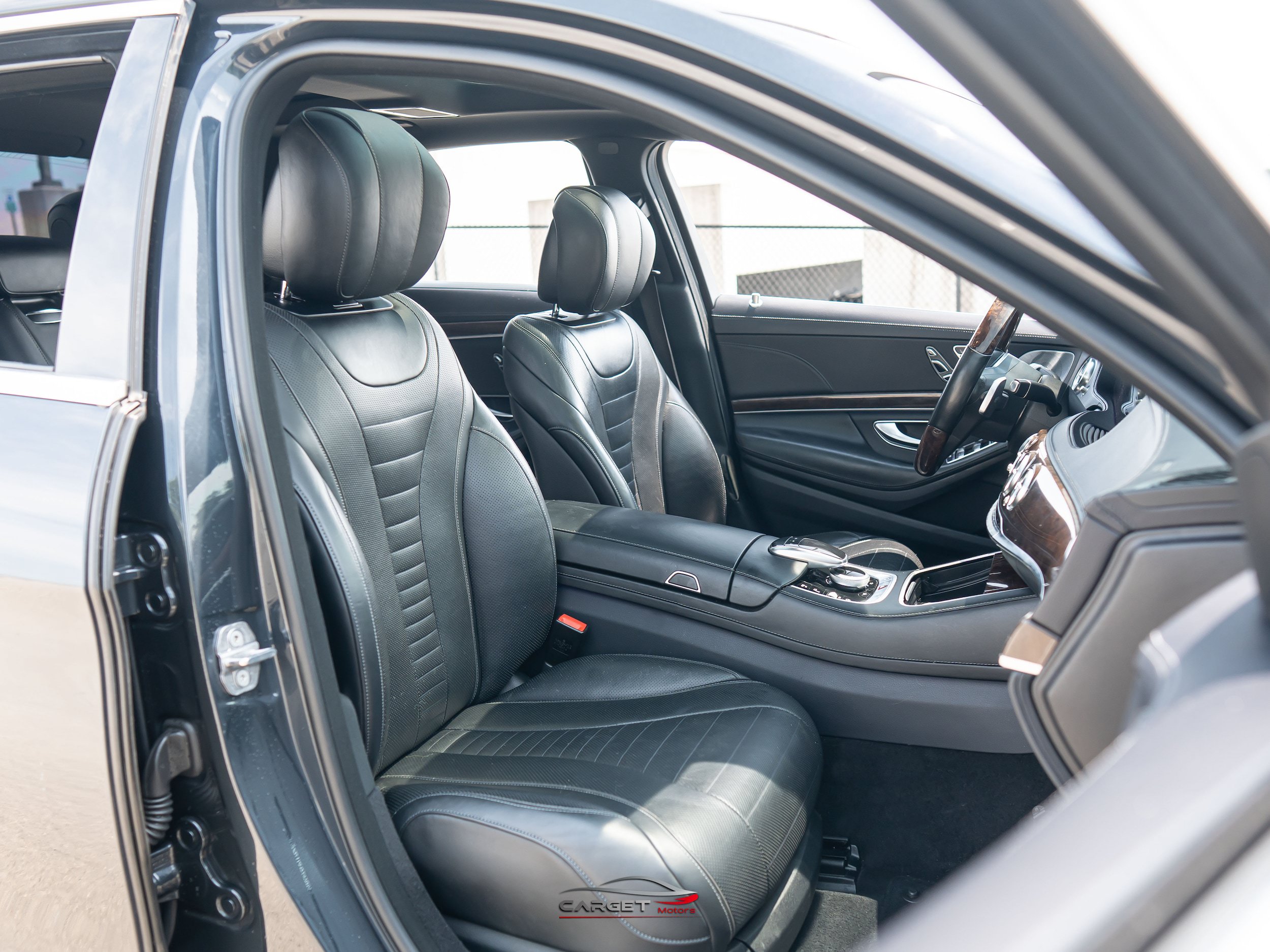 Used 2019 Mercedes-Benz S 560 4MATIC Sedan image 15