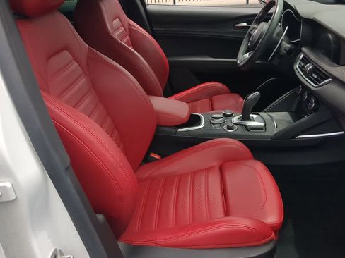 Used 2023 Alfa Romeo Stelvio Sprint AWD/4WD image 23