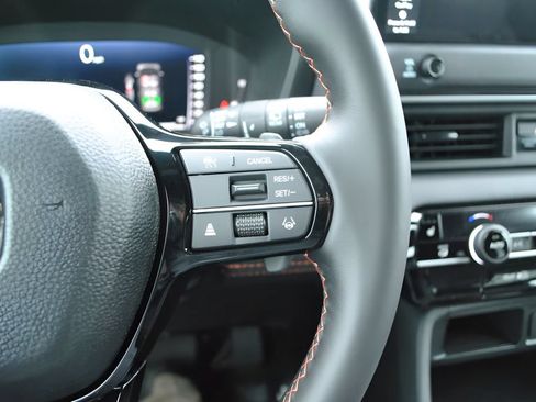 New 2026 Honda Pilot Sport image 11
