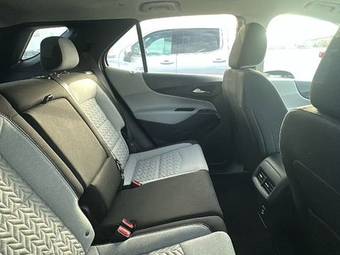 Used 2022 Chevrolet Equinox LT image 10