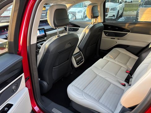 New 2026 Lincoln Nautilus Reserve w/ Jet Appearance Package image 29