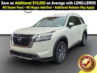 Used 2024 Nissan Pathfinder SL