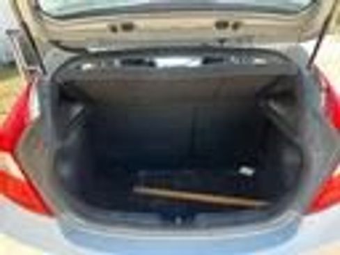 Used 2013 Hyundai Accent SE image 19