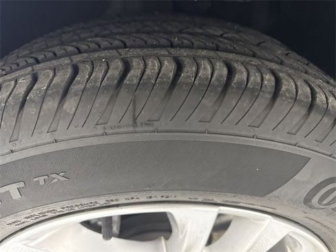 Used 2024 Buick Envista Preferred w/ Convenience I Package image 23