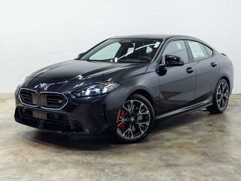 Used 2026 BMW M235i xDrive w/ Technology Package AWD/4WD image 8
