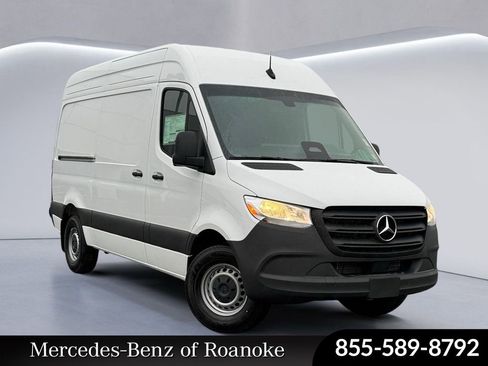 New 2025 Mercedes-Benz Sprinter 2500 image 1