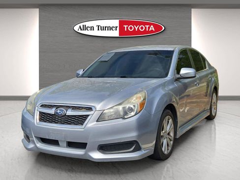 Used 2013 Subaru Legacy 2.5i Premium AWD/4WD image 5