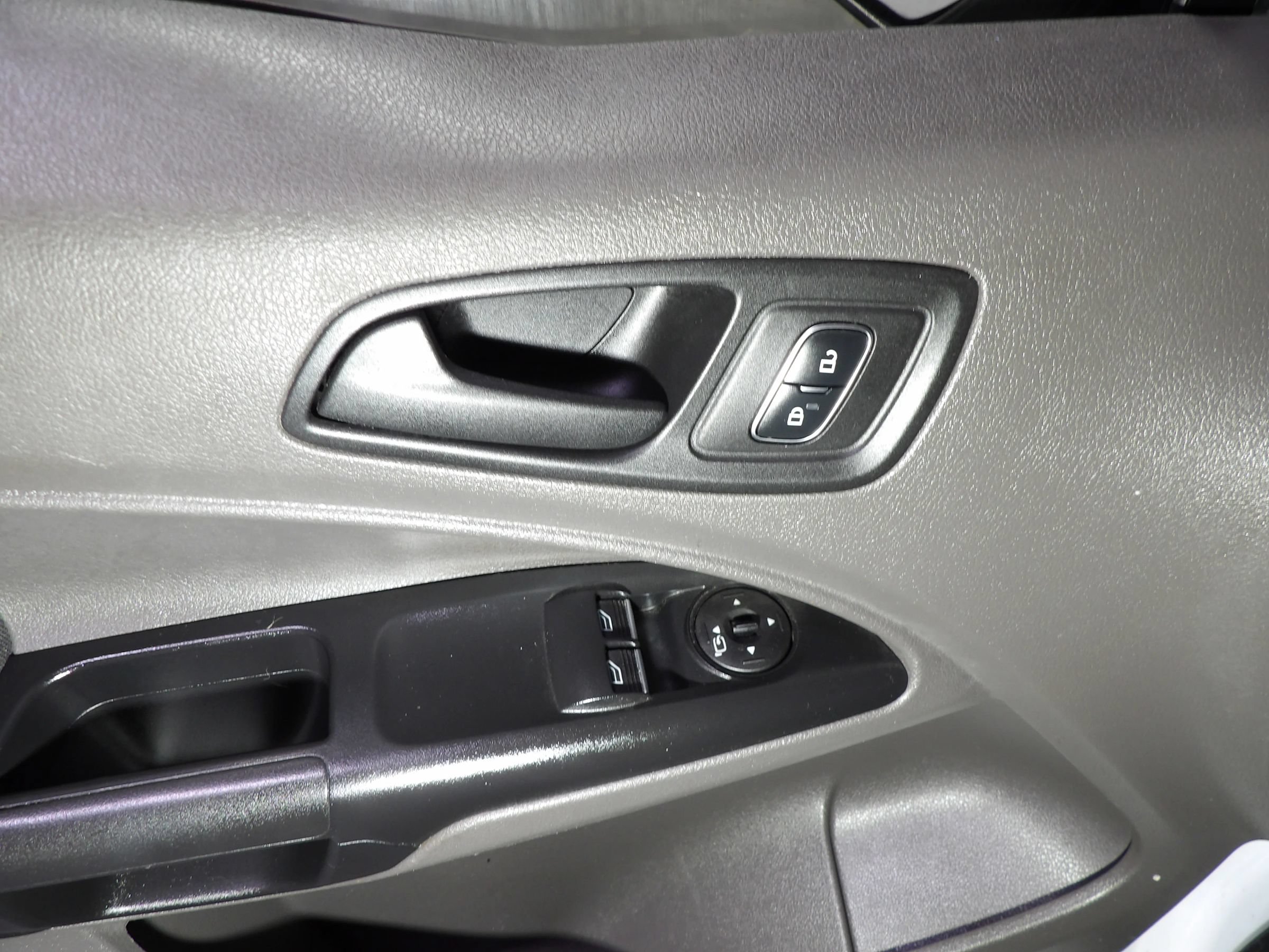 Used 2022 Ford Transit Connect XL FWD image 12
