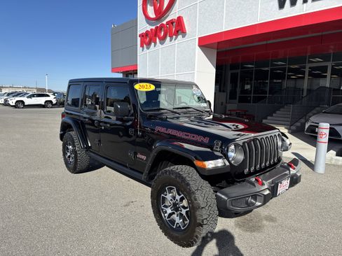 Used 2023 Jeep Wrangler Unlimited Rubicon w/ Cold Weather Group AWD/4WD image 1