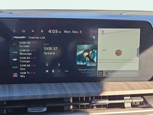 Used 2023 Kia Telluride EX w/ EX Captain's Chair Package image 28