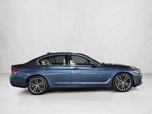 Used 2023 BMW 530i w/ Executive Package RWD image 4