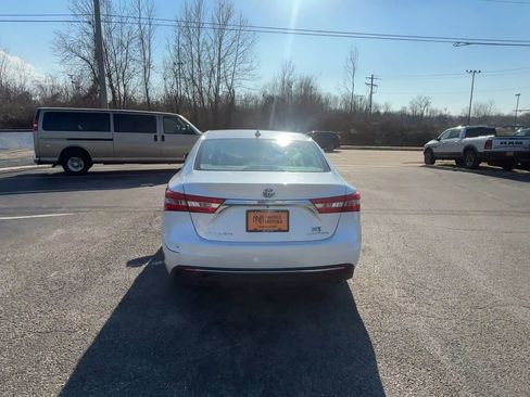 Used 2014 Toyota Avalon Limited w/ Technology Package FWD image 7