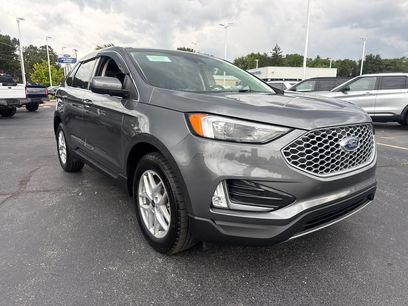 Used 2024 Ford Edge SEL w/ Convenience Package