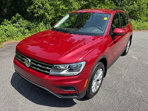 Used 2019 Volkswagen Tiguan S FWD image 2