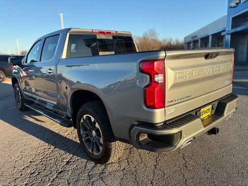 Used 2024 Chevrolet Silverado 1500 High Country AWD/4WD image 7