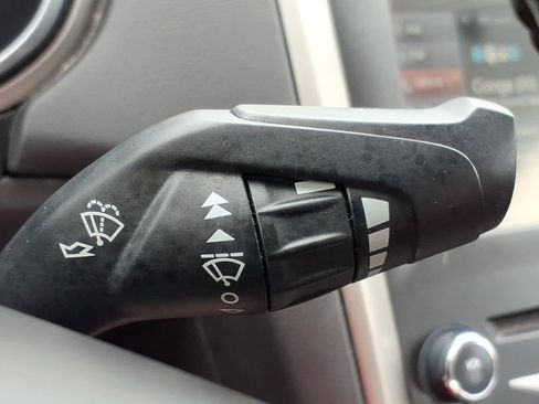 Used 2014 Ford Fusion SE w/ Equipment Group 202A FWD image 25