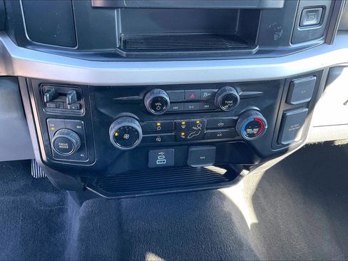 Used 2025 Ford F250 XLT image 15