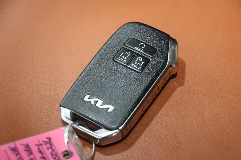 Used 2024 Kia Carnival SX Prestige FWD image 41