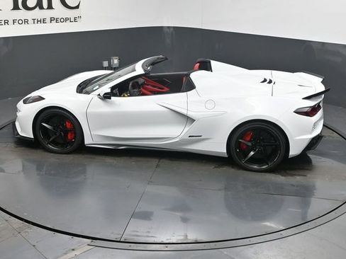 New 2026 Chevrolet Corvette E-Ray w/ Stealth Interior Trim Package image 22