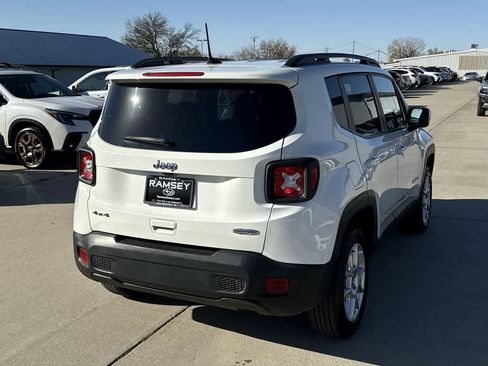 Used 2020 Jeep Renegade Latitude w/ Cold Weather Group image 6