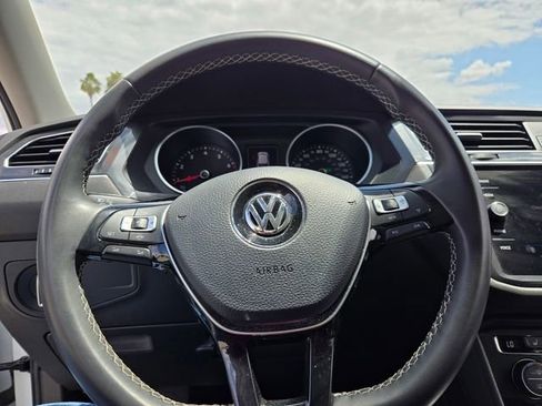 Used 2021 Volkswagen Tiguan S FWD image 23