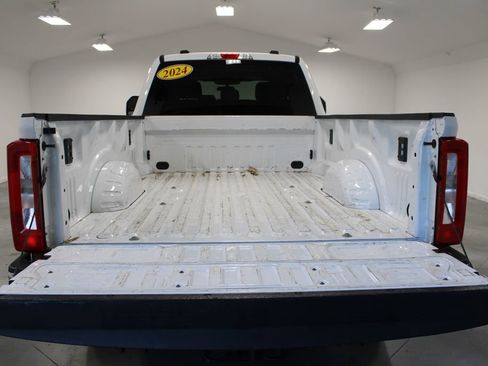 Used 2024 Ford F250 XLT image 21