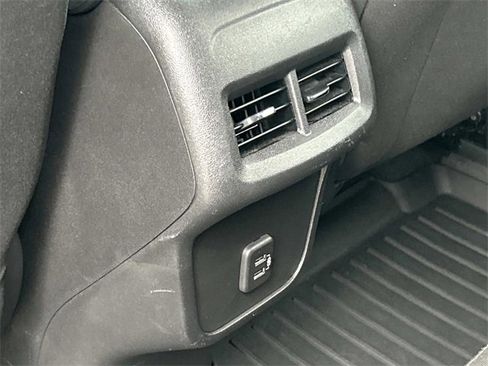 Used 2022 Chevrolet Equinox LT image 20