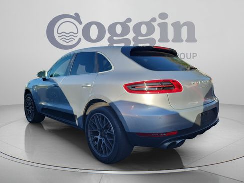 Used 2015 Porsche Macan S AWD/4WD image 3
