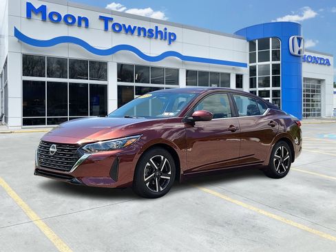 Used 2025 Nissan Sentra SV FWD image 3