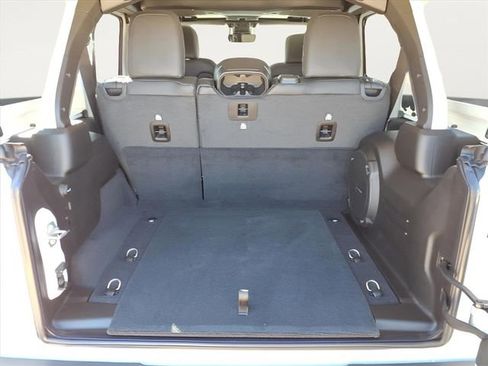 New 2026 Jeep Wrangler Unlimited Sahara AWD/4WD image 4