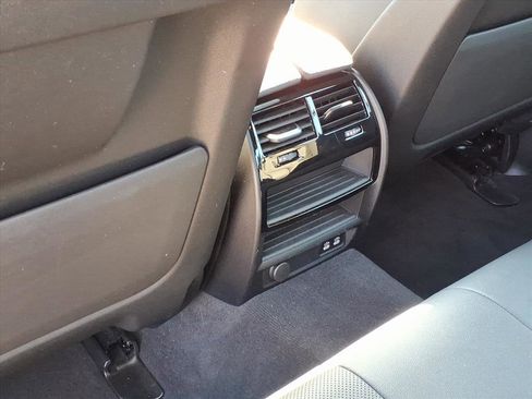 Used 2023 BMW 530e xDrive w/ Convenience Package image 11