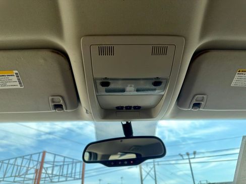 Used 2011 GMC Sierra 2500 SLE w/ SLE Preferred Package image 21