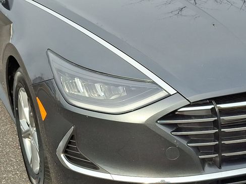 Certified 2023 Hyundai Sonata SE w/ Cargo Package image 9